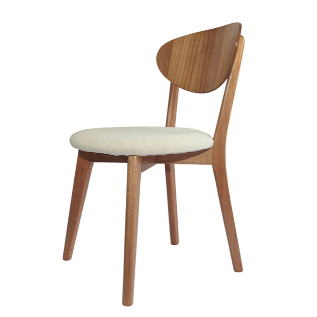 Cadeira Manu 16 - Encosto Curvo em Madeira Cinamomo