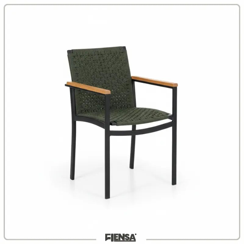 Mesa Valencia e Cadeira Mariah — Área Externa