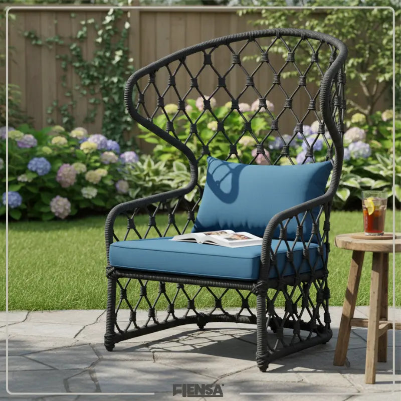 Poltrona Isa — Área ExternaIsa