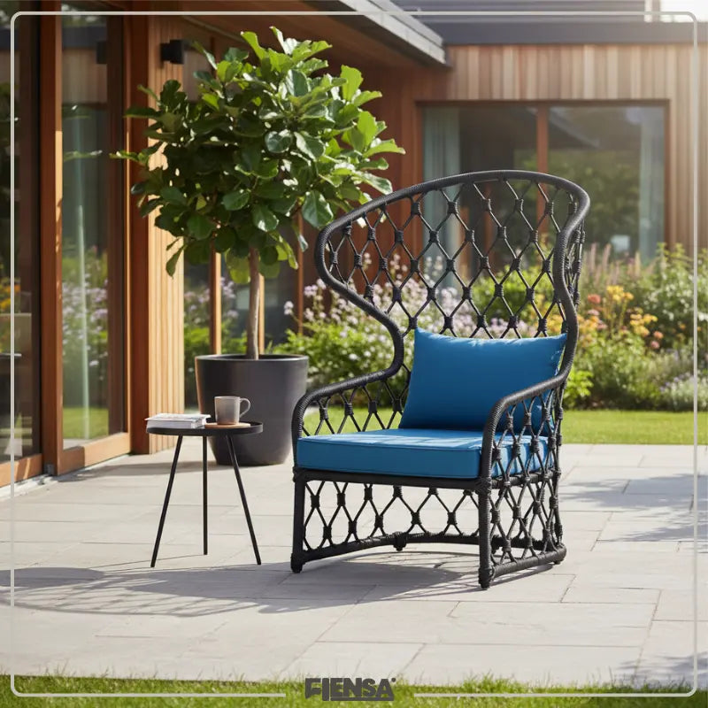 Poltrona Isa — Área ExternaIsa